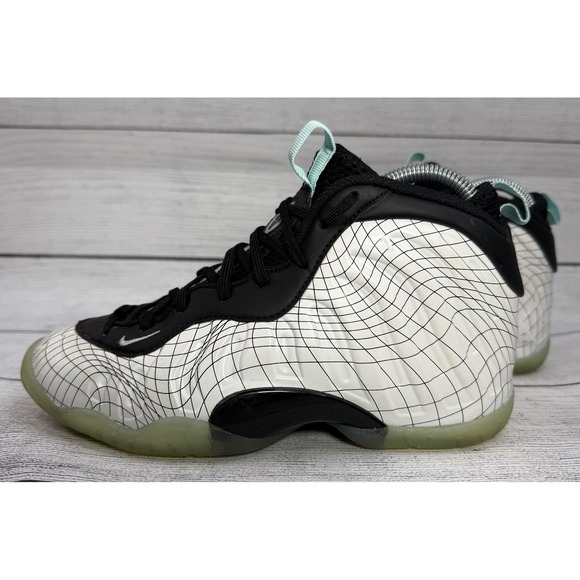 Nike Other - Nike Little Posite One Foamposite Platinum Tint Warped Grid Sz 4.5 Y CW1596-005